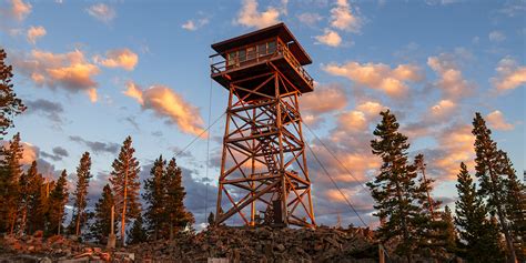 A fire lookout tower on Vetter Mountain in Angeles National Forest, near Los Angeles, California Beyazt Tower, an 85-meter-tall (279 ft) fire lookout tower at Beyazt Square in Istanbul. . Lookout towers near me